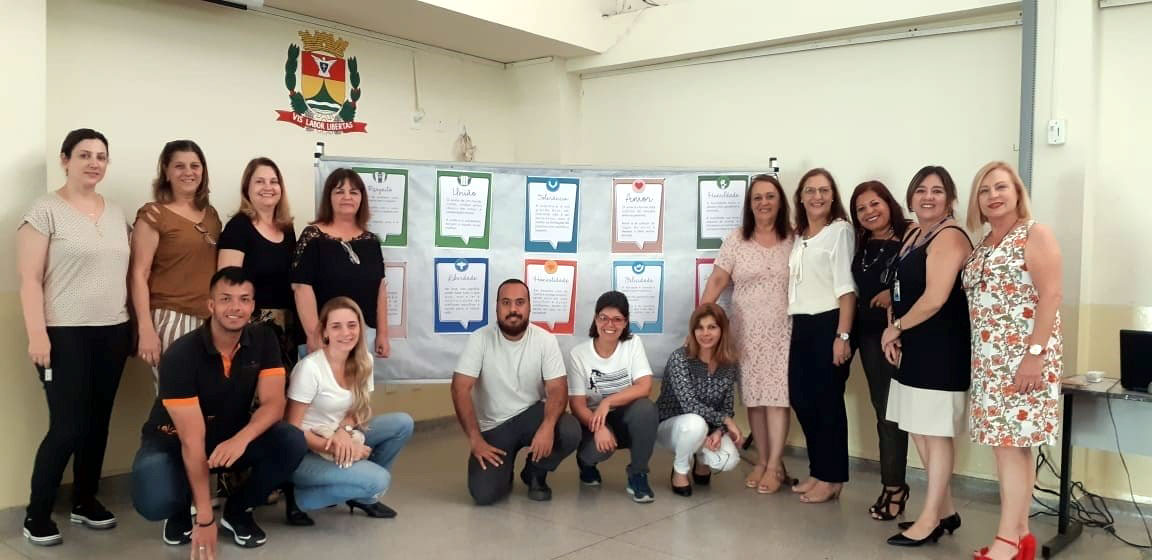 The Brazil LVE team with school management and teachers